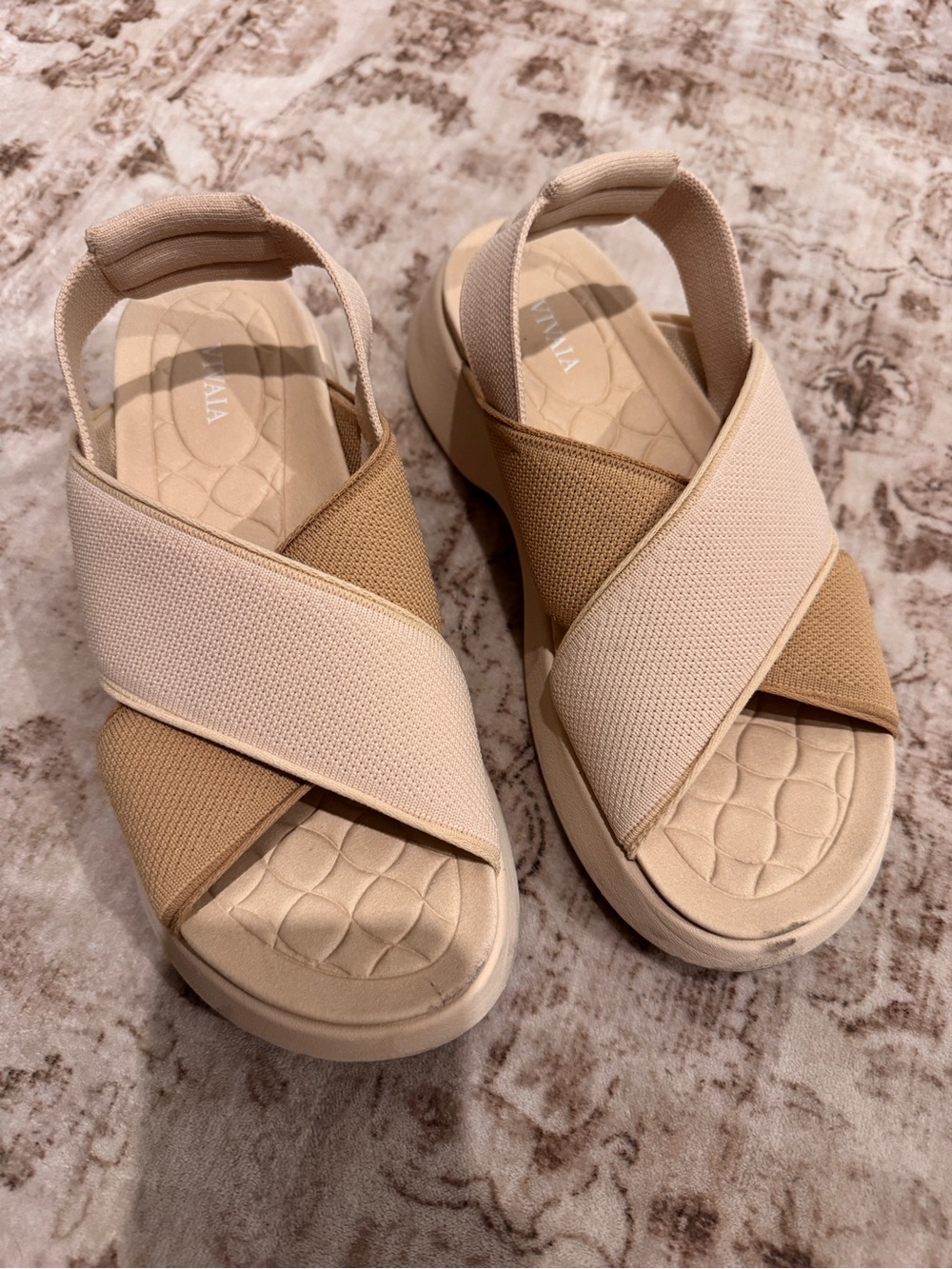 VIVAIA Walker Sandals - Kara 2.0 - Beige - Size 7.5